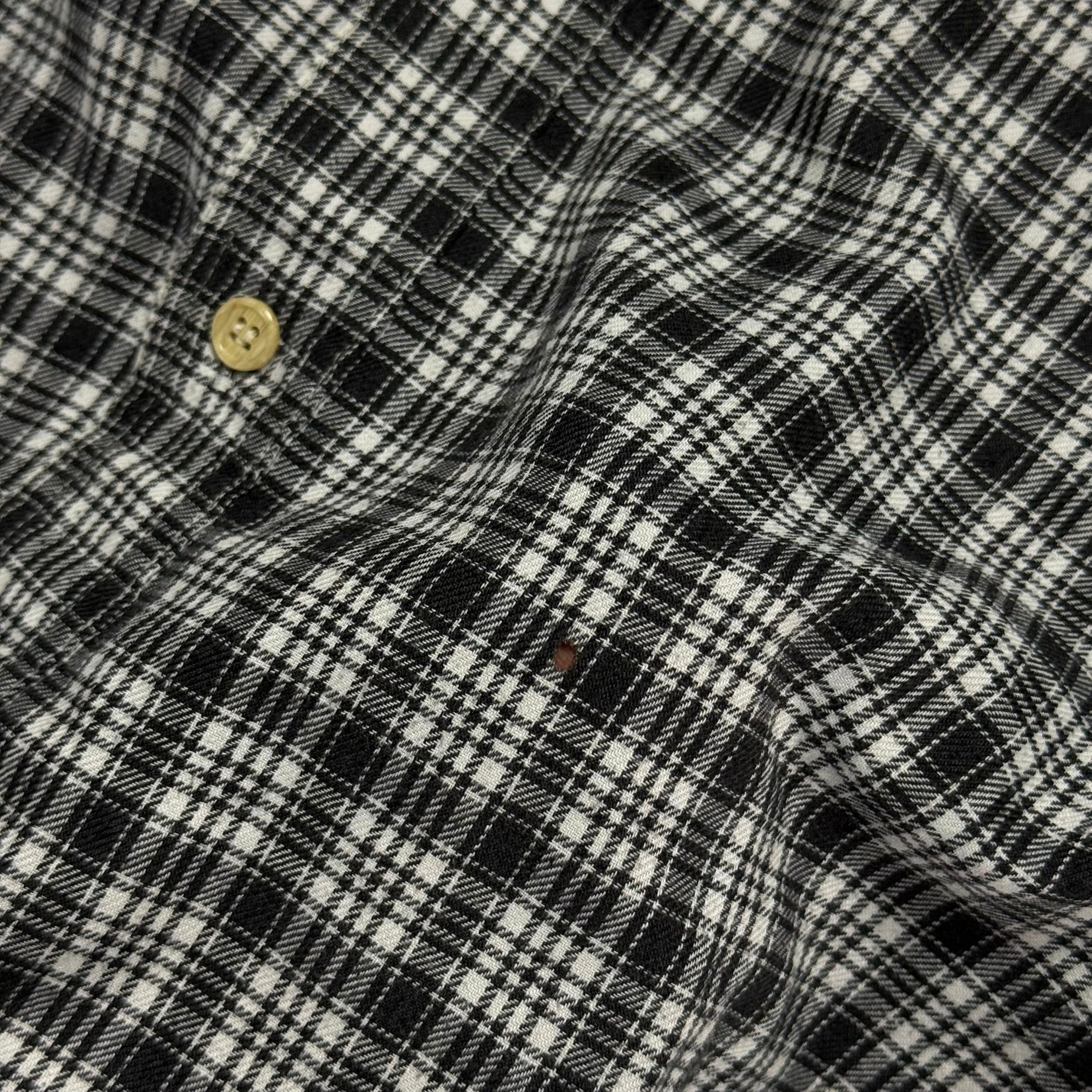 Levi’s Checkered Long Sleeve Shirt