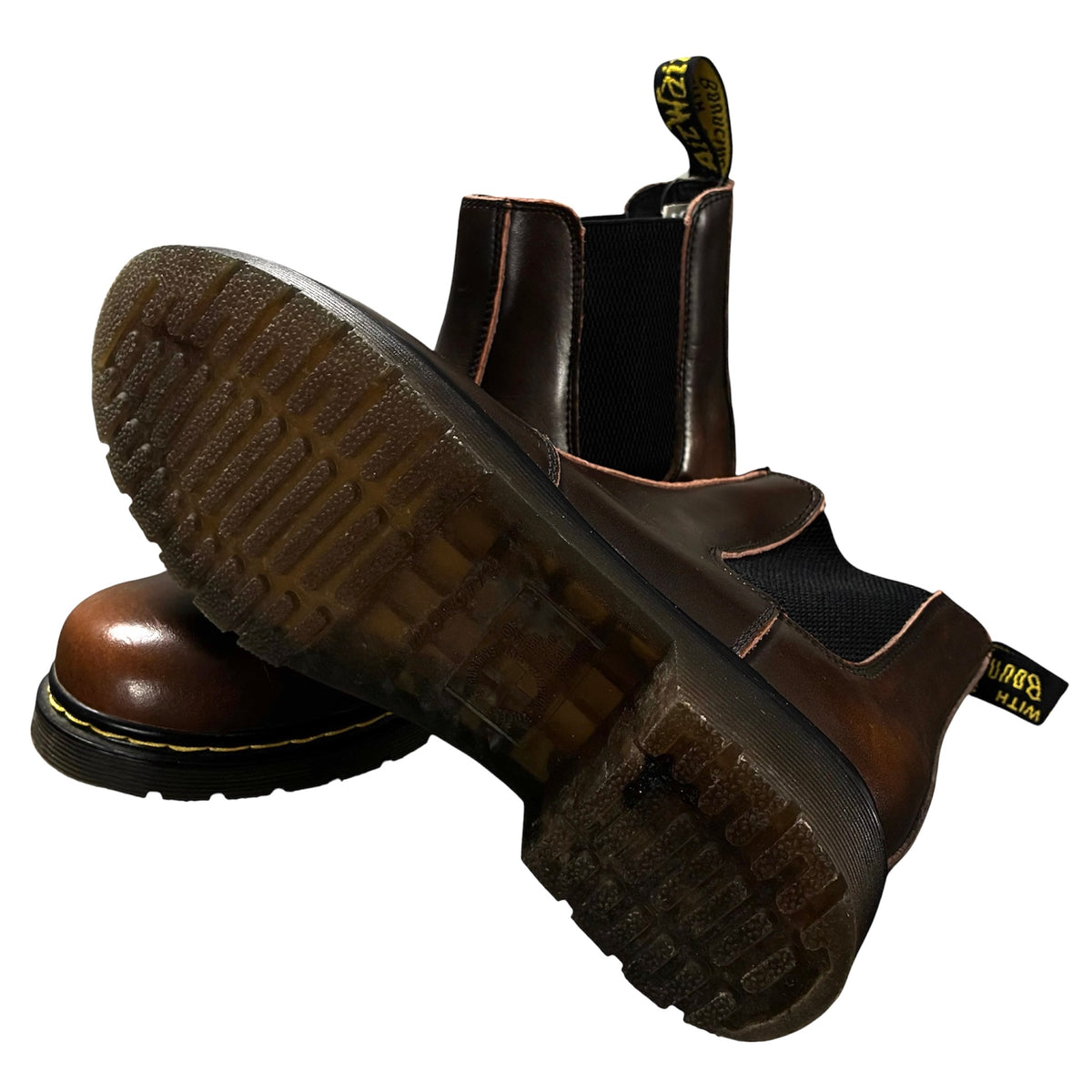 Dr. Martens 2976 Chelsea Boots