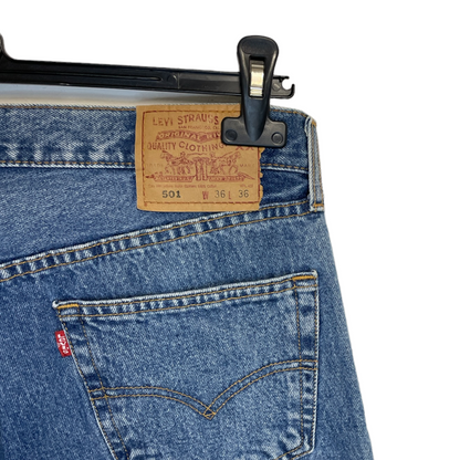 Levis 501 Jeans