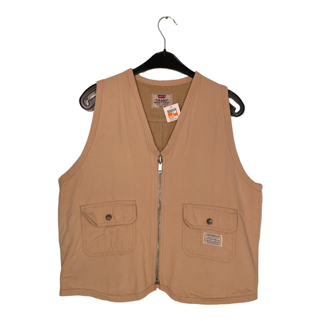 Levi’s Light Vest